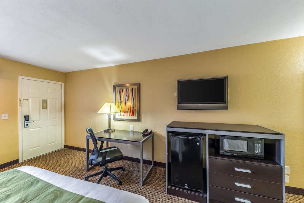 Quality Inn Glenpool - Tulsa 35/42