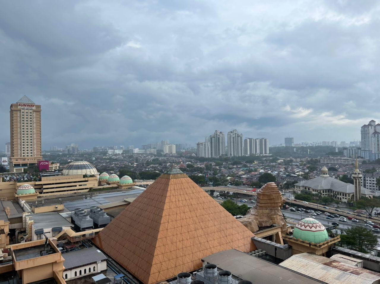 Raintree Resort Suite At Sunway Pyramid Tower 53/54