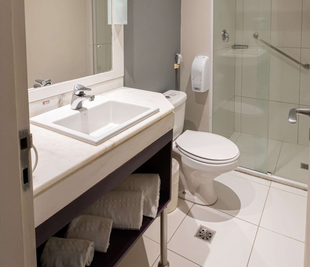 Quality Hotel Faria Lima 8/40