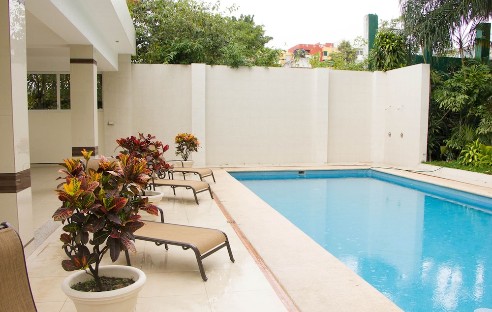 Villa Las Margaritas Sucursal Caxa Hotel 63/68