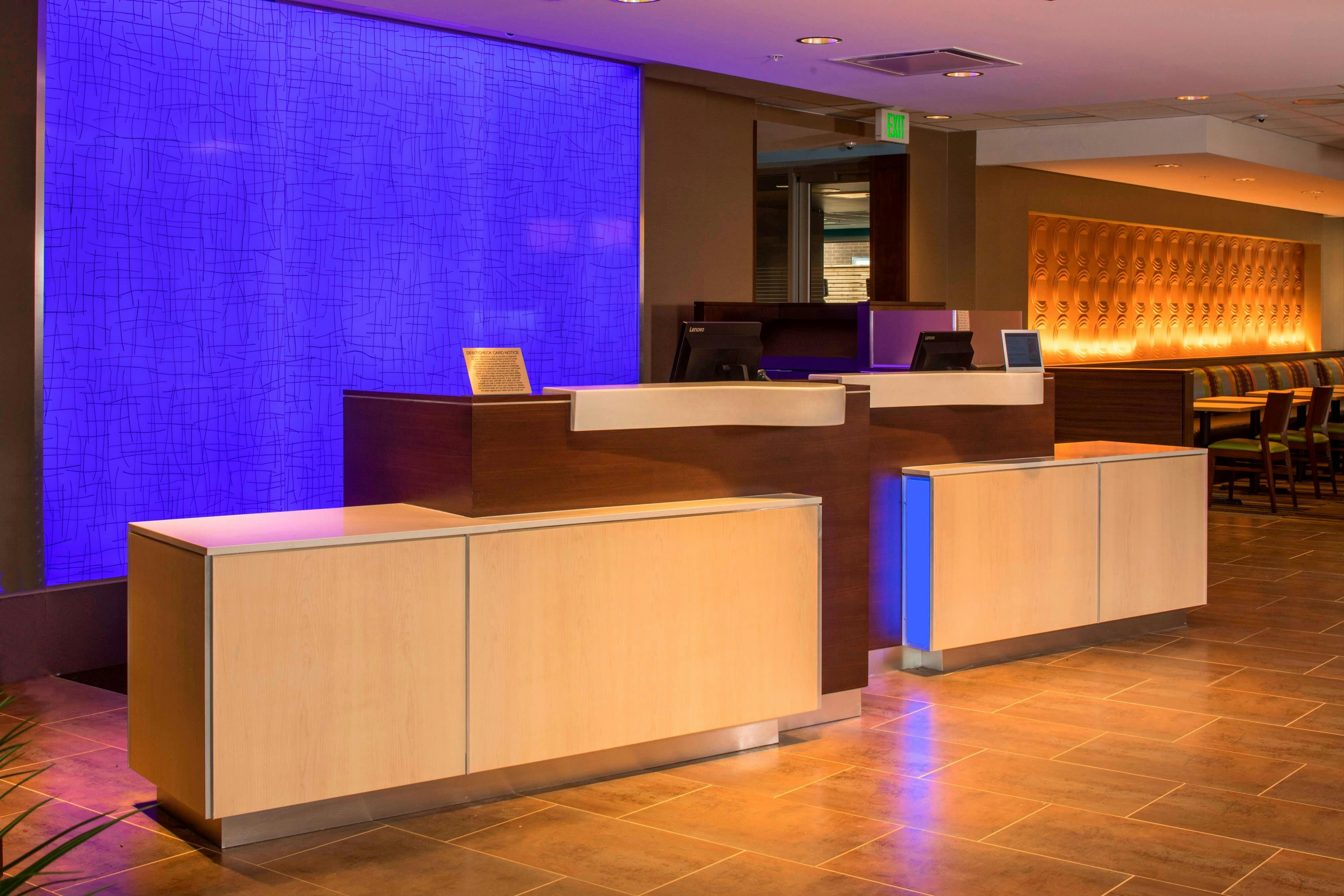 Fairfield Inn And Suites By Marriott Pittsburgh North Mccandless Crossing 4/16