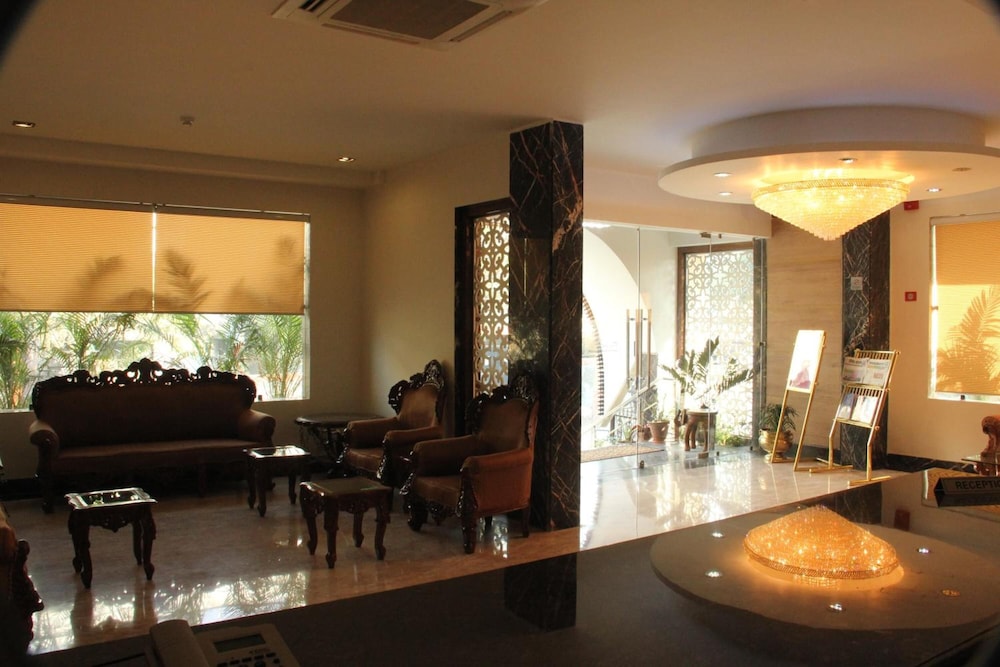 Lords Eco Inn Gandhidham 18/23