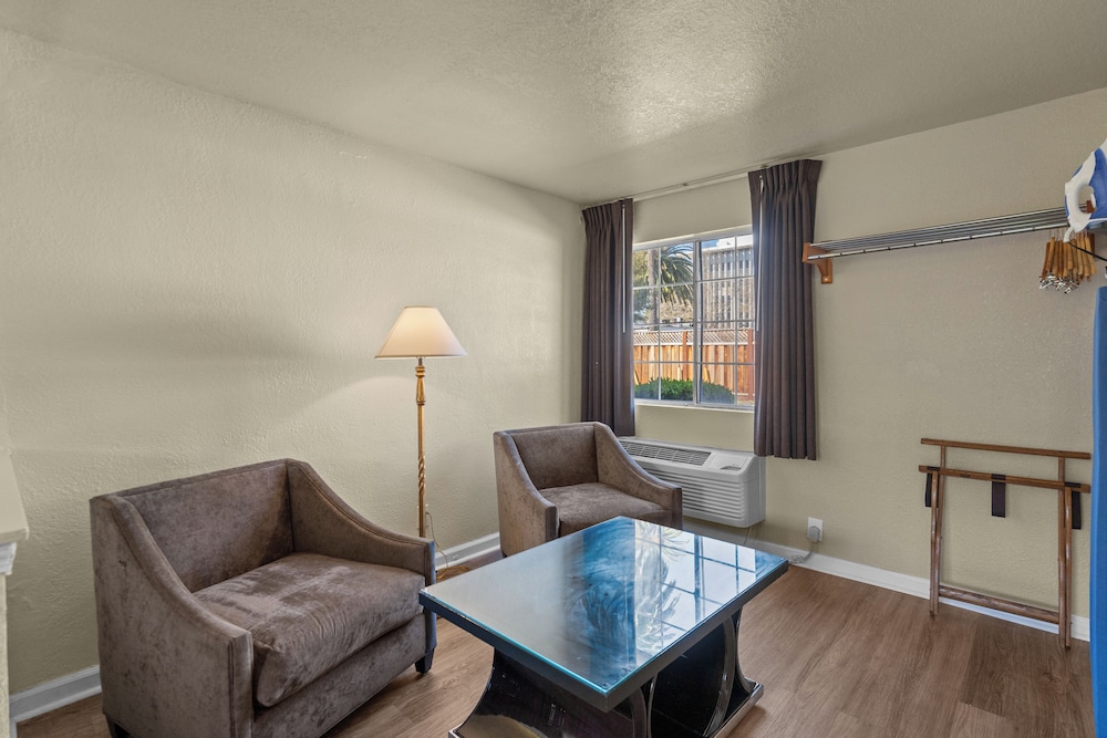 Rose Garden Inn - San Jose Airport 27/51