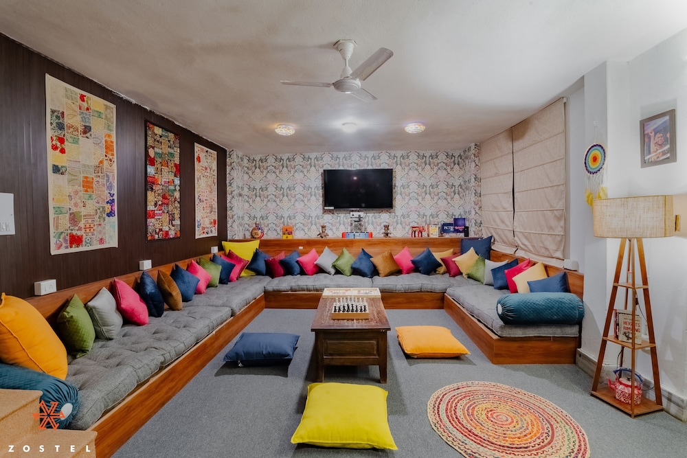Zostel Udaipur 25/49