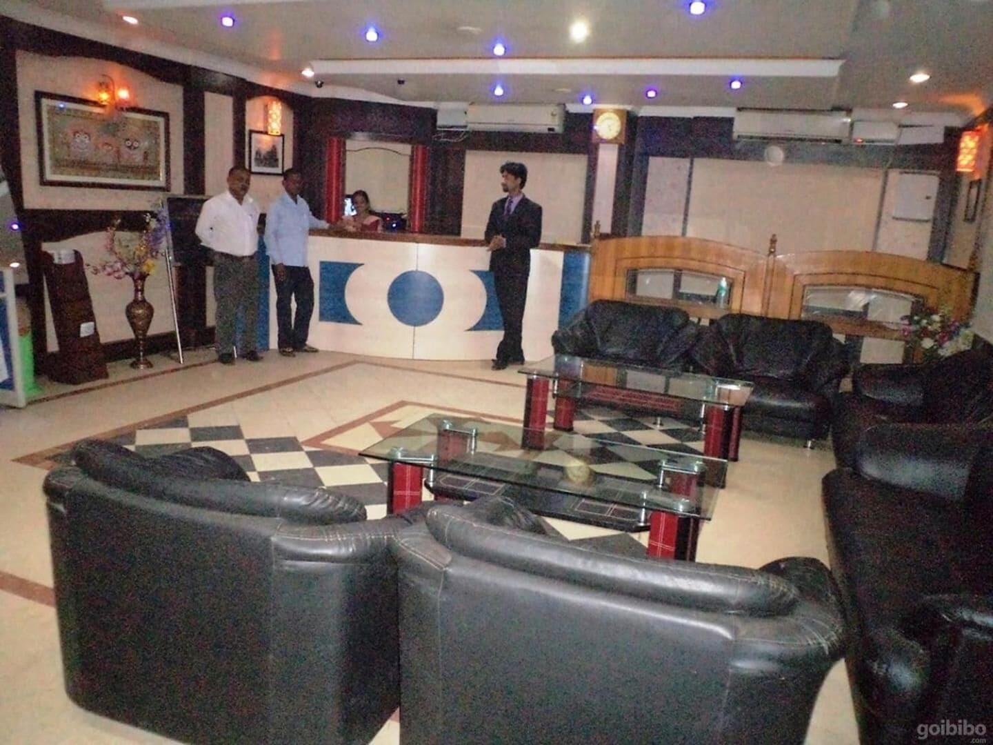 HOTEL SAMBIT ROYALE 7/21