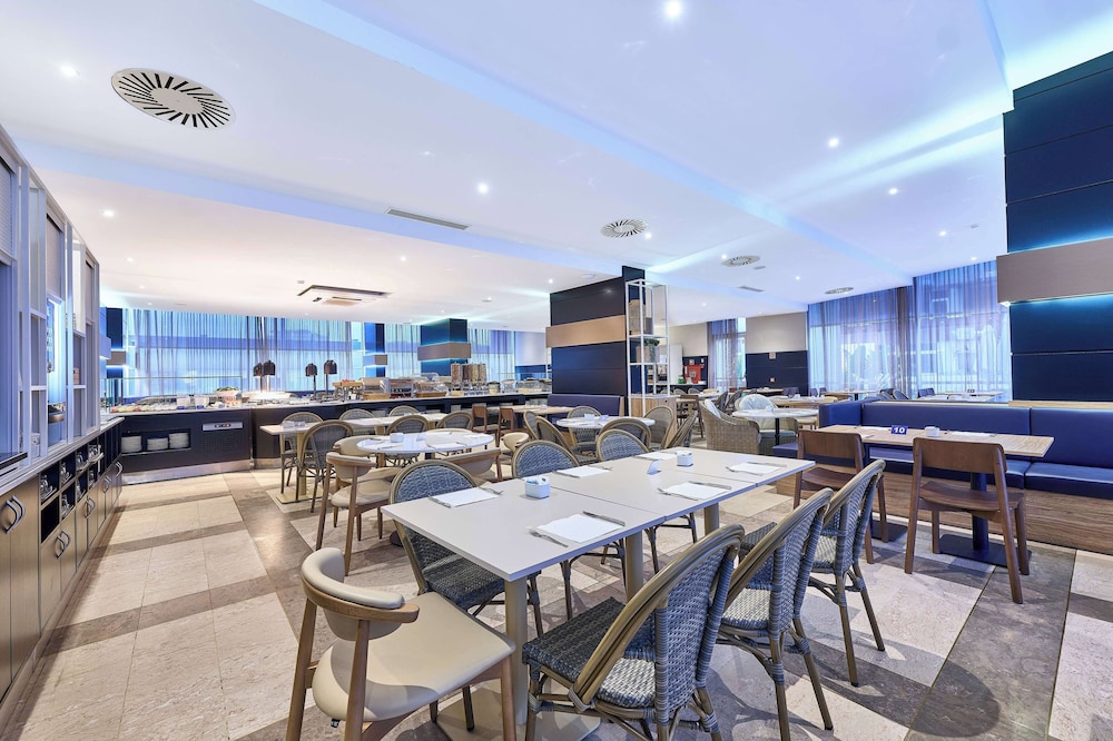 TRYP by Wyndham Lisboa Caparica Mar 31/49