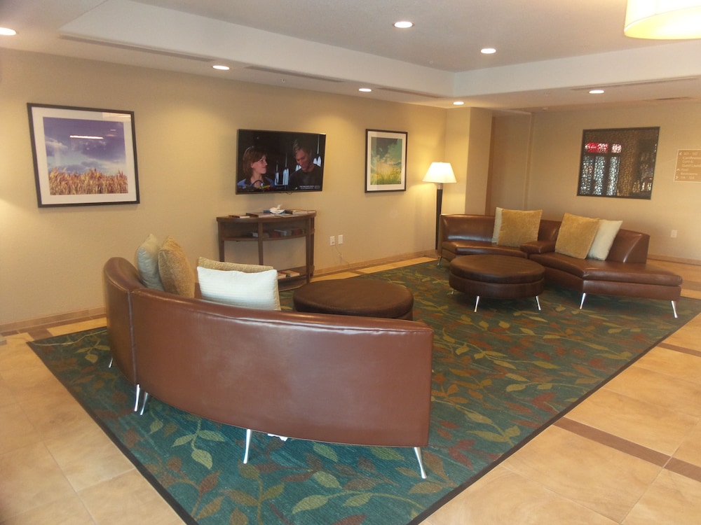 Candlewood Suites COTULLA 12/24