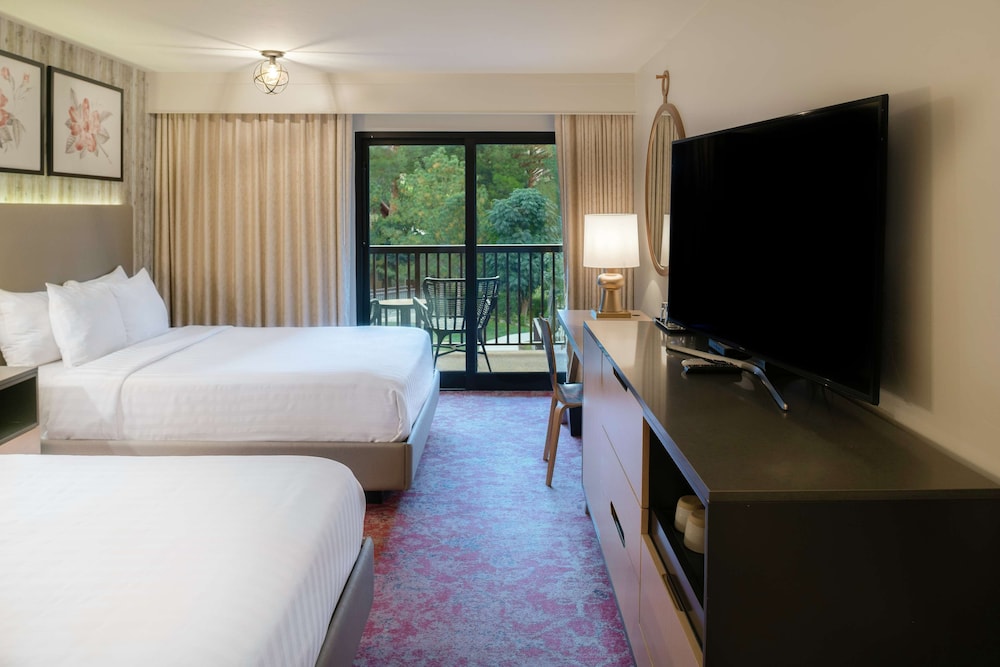 Canyon, 2 Queen Beds