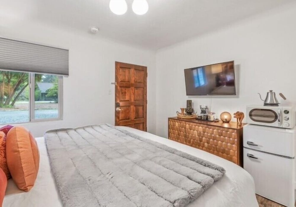 Dune, King Bed