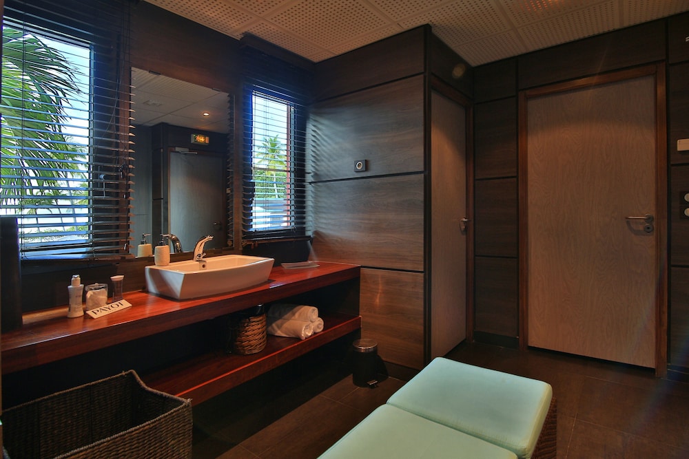 Mahogany Hotel Residence & Spa 29/67