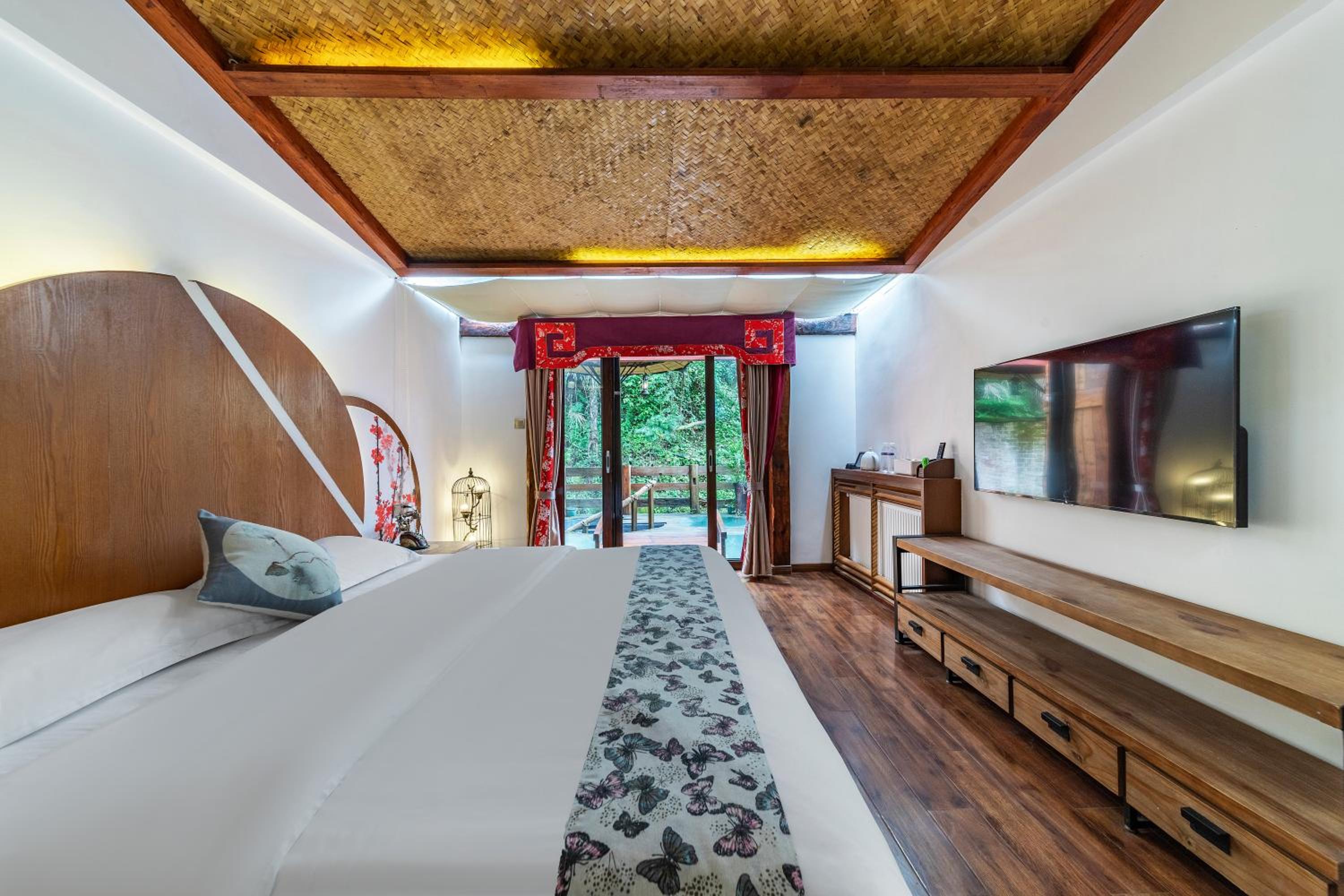 Family Suite, Loft, King Bed