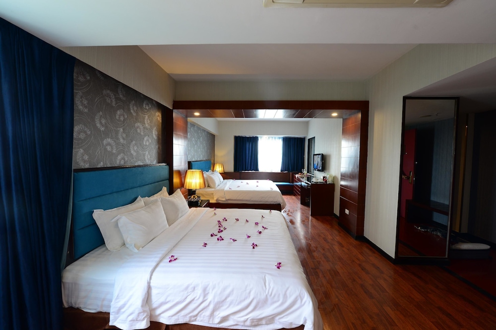 JaCosmo Hotel and Spa 6/50