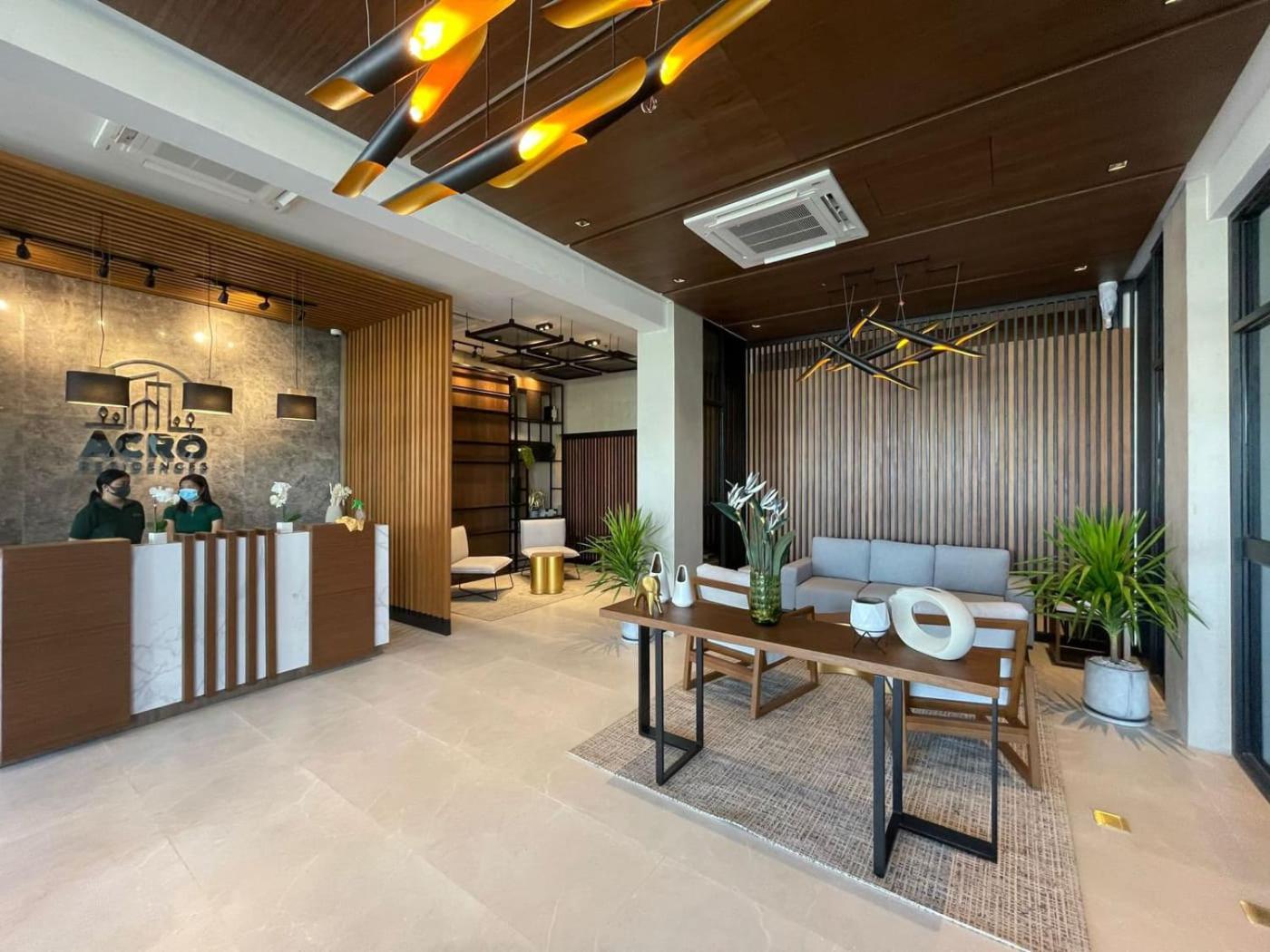 Acro Residences 14/25