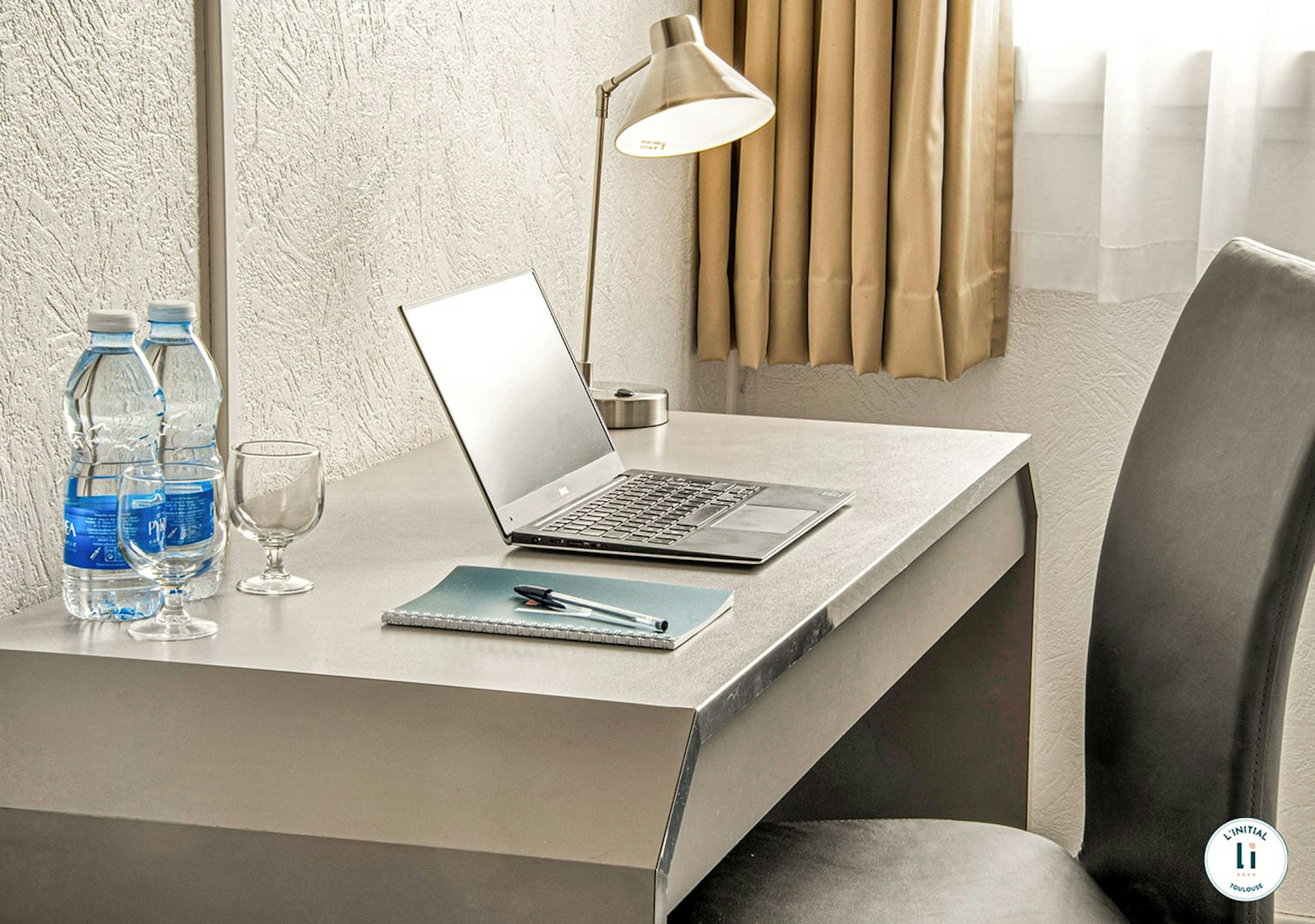 L initial Hotel 20/26