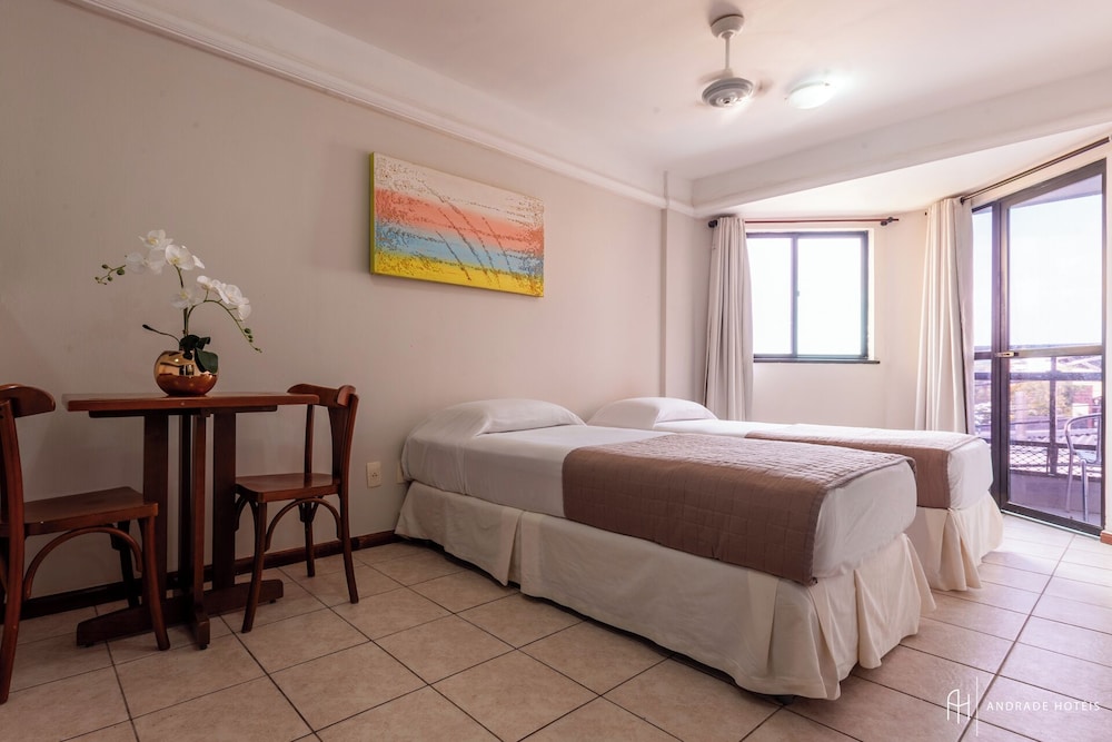 ROOM, SINGLE