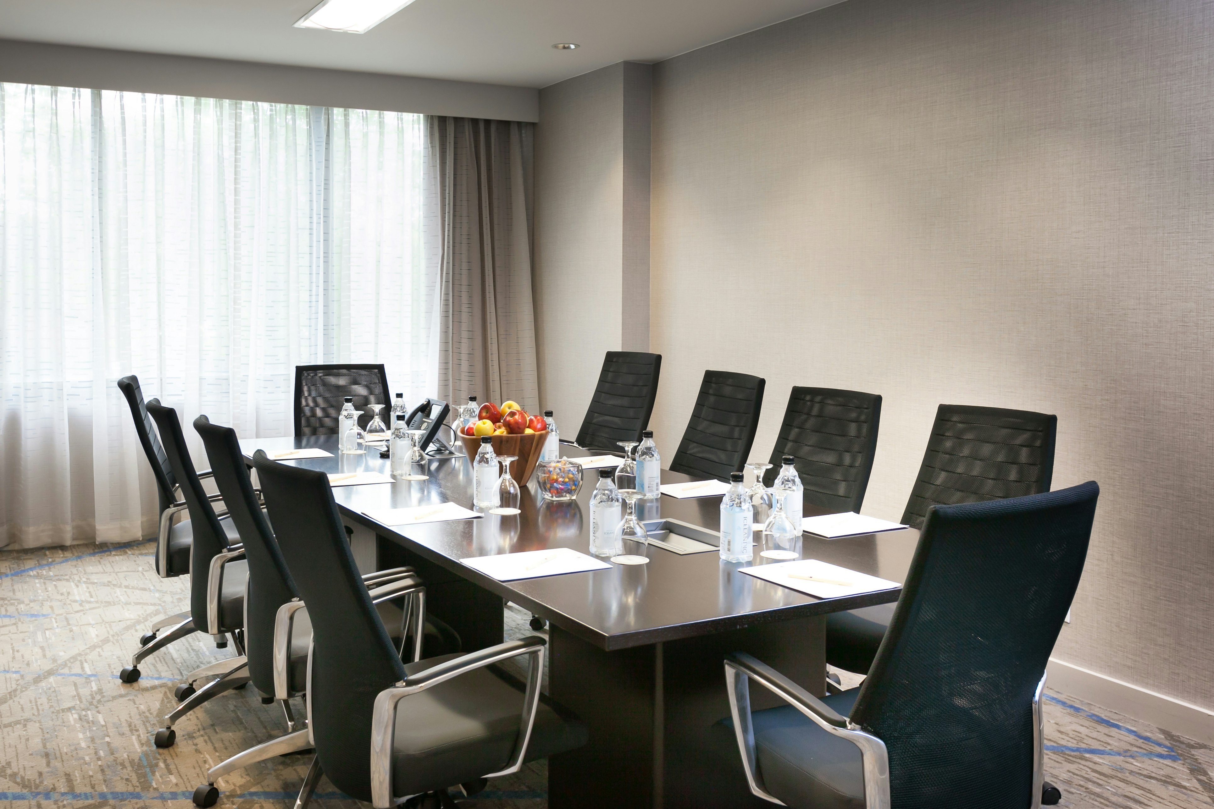 DoubleTree by Hilton Hotel & Suites Houston by the Galleria 15/26