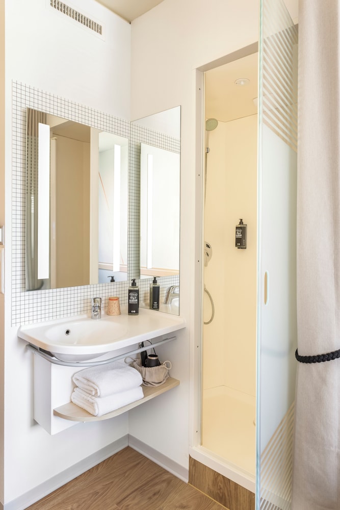 Ibis Budget Lugano Paradiso 52/53