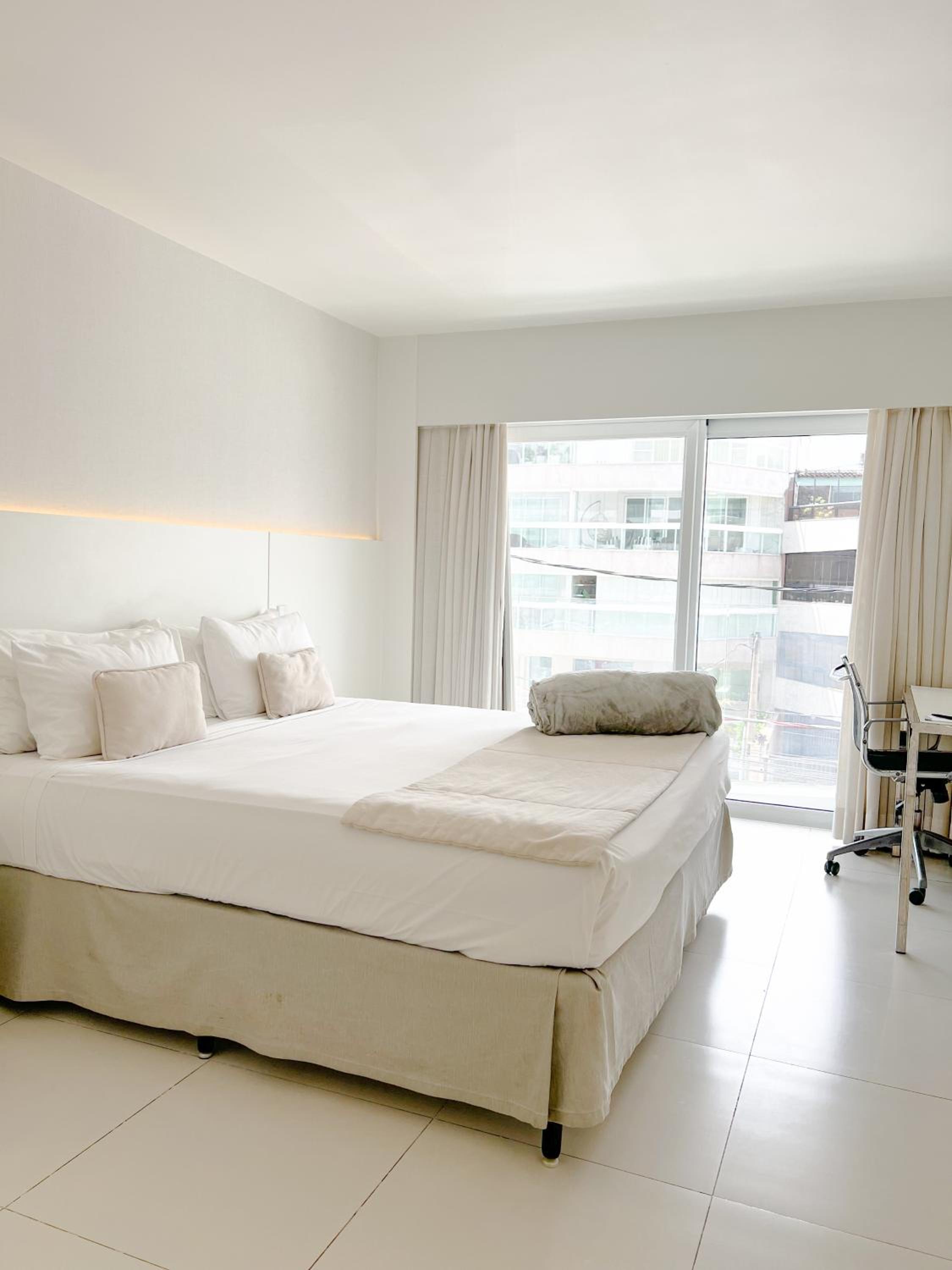 Superior, Queen Bed