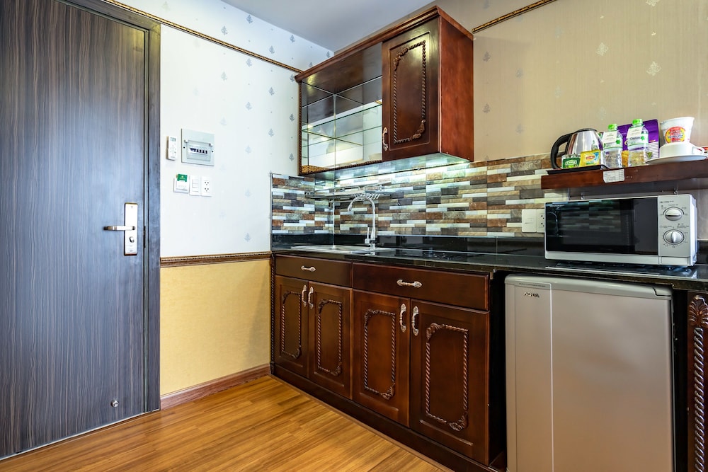 Collection O Emerald Luxury Apartment - Near SECC 15/47