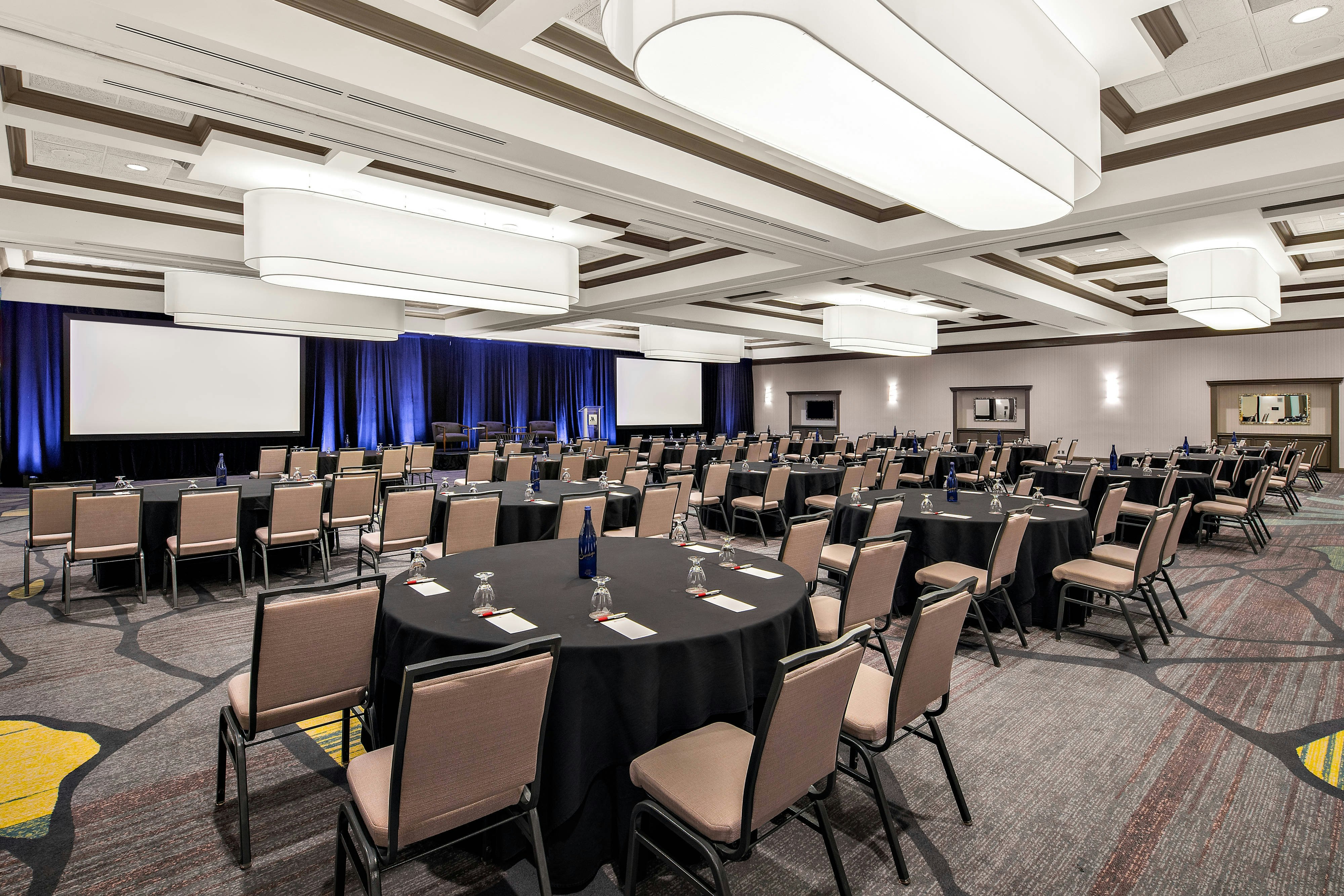 Boca Raton Marriott At Bocacenterhotel 44/48