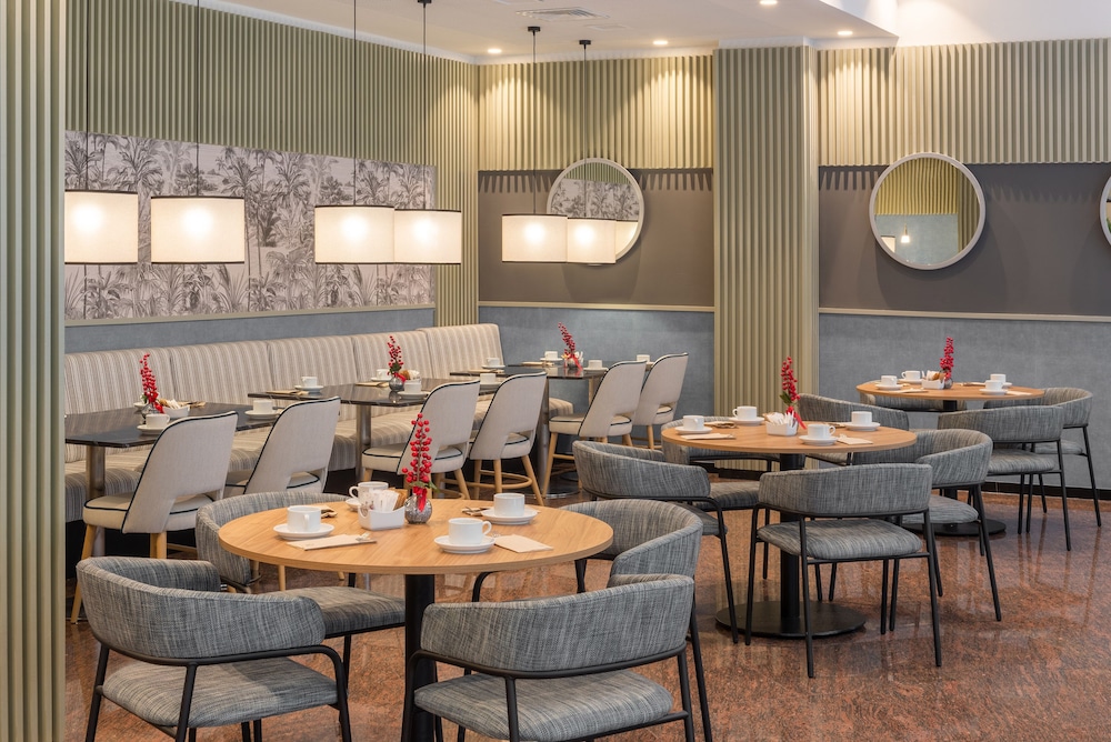 Hotel Elche Centro Affiliated By Melia 37/54