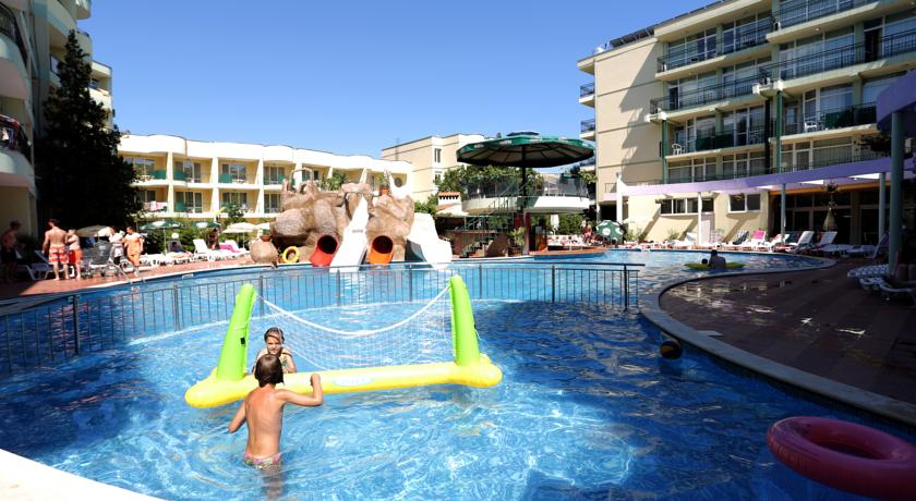 Sunny Day Club Hotel 21/27