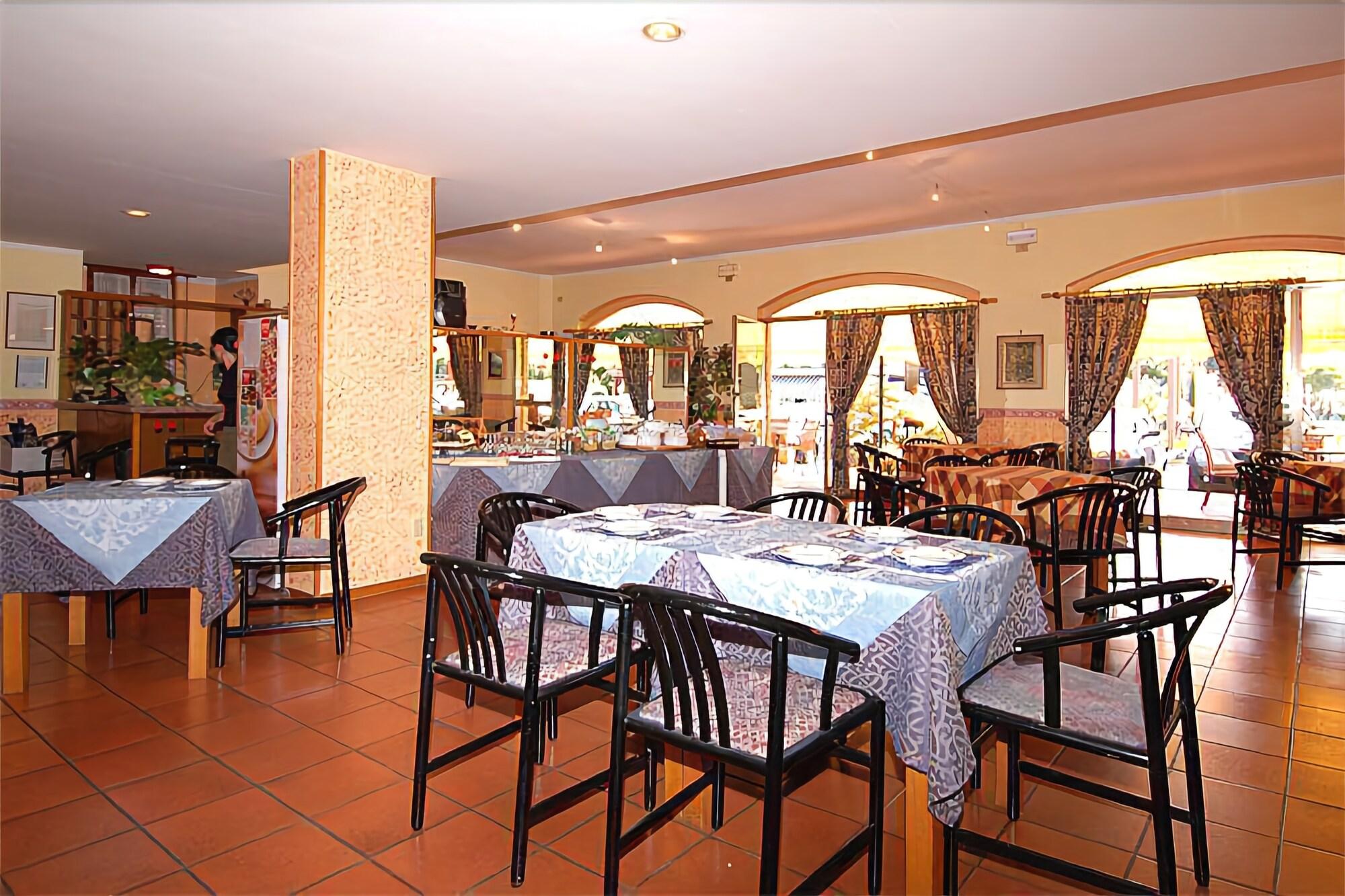 AZZURRA HOTEL 15/25