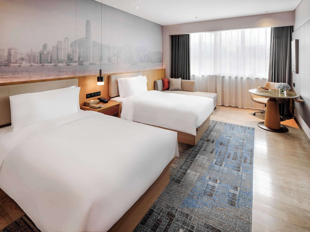 Novotel Shenzhen Bantian 5/50