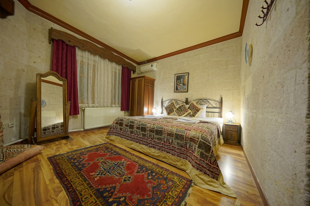Arch Palace Hotel 25/49