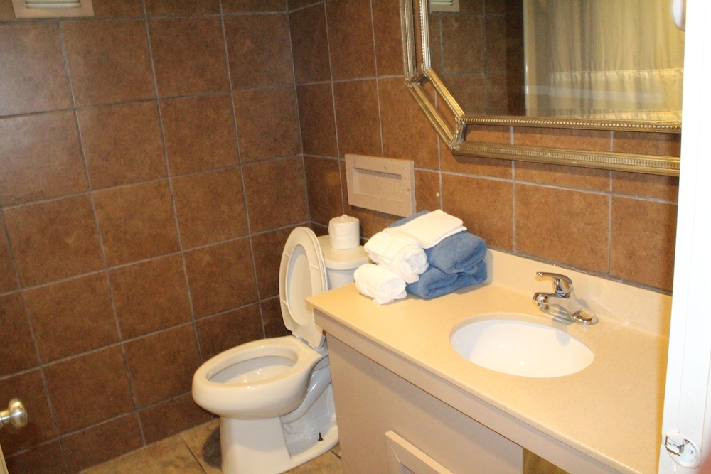 New Bedford Inn Suites 37/69