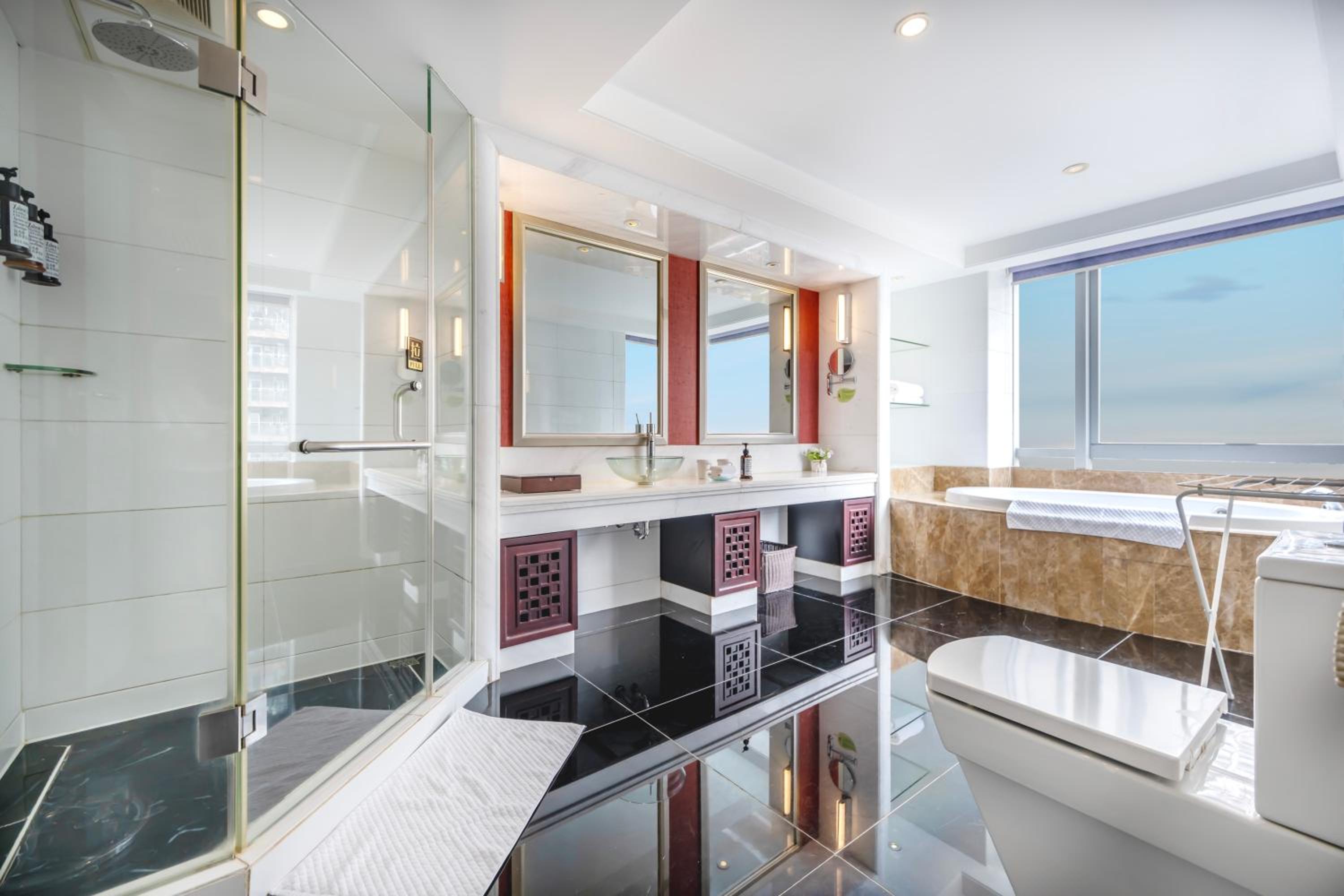 Business, Suite, Double Bed, Leeden Hotel Guangzhou 4/5