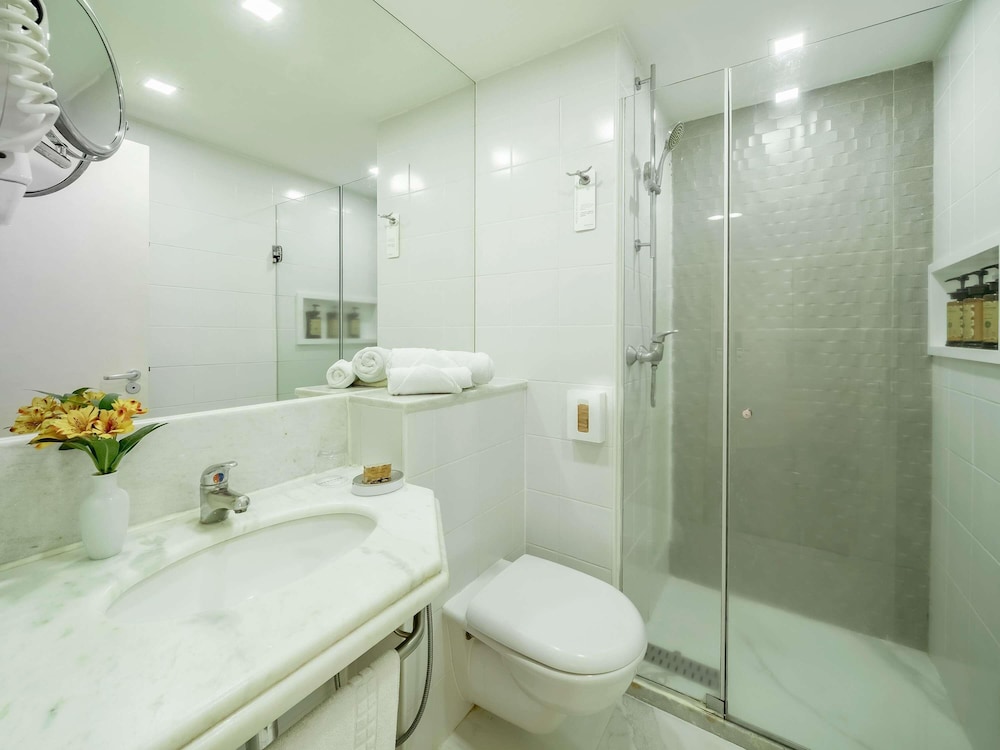 غرفة قياسية بسرير مزدوج مع أريكة، Mercure Guarulhos Aeroporto Hotel 7/8