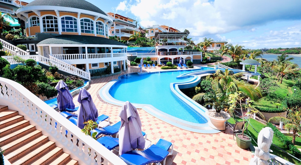 Monaco Suites De Boracay 3/44