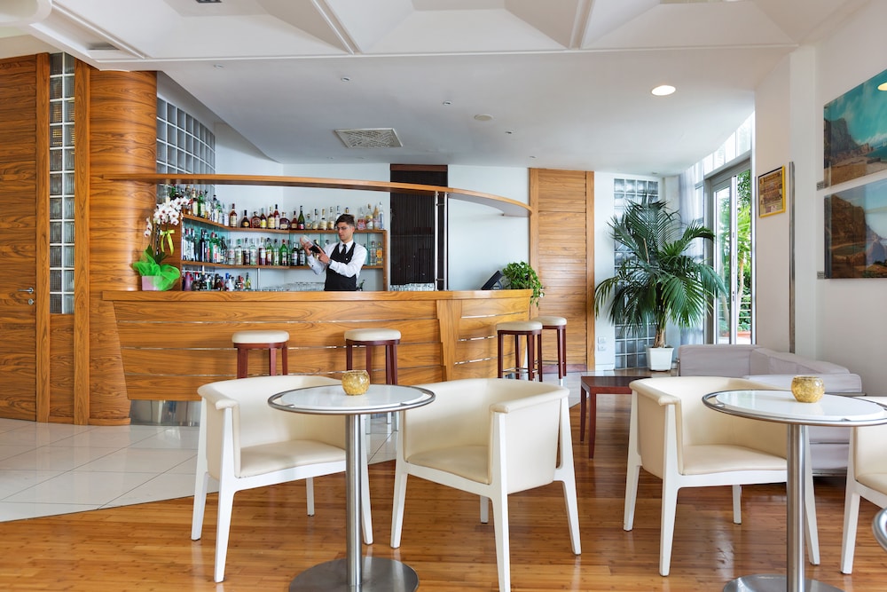 Towers Hotel Stabiae Sorrento Coast 54/70