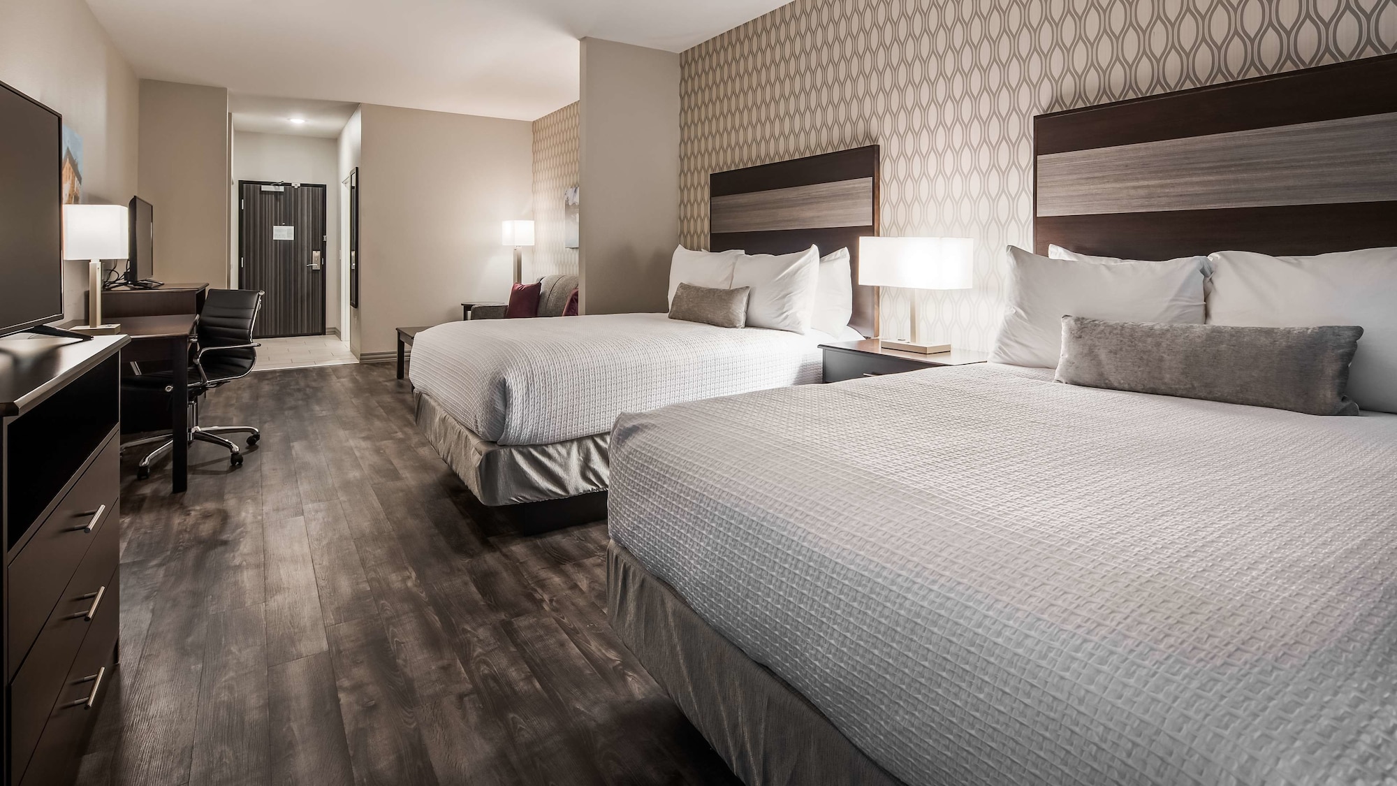غرفة قياسية بسريرين كوين، Best Western Plus Saint Peter 2/10