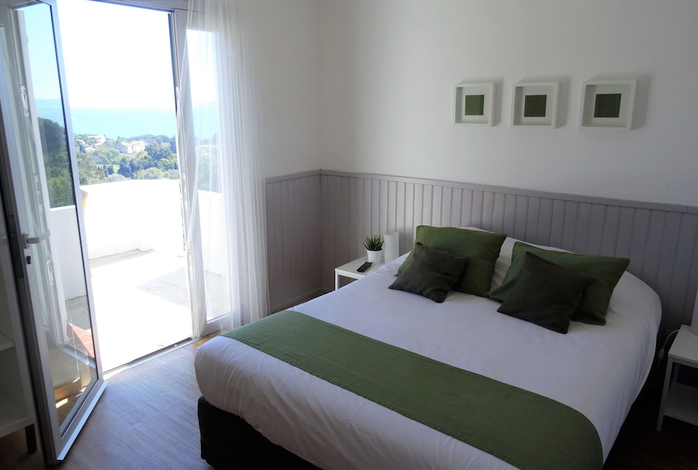 Azur Hotel 28/63