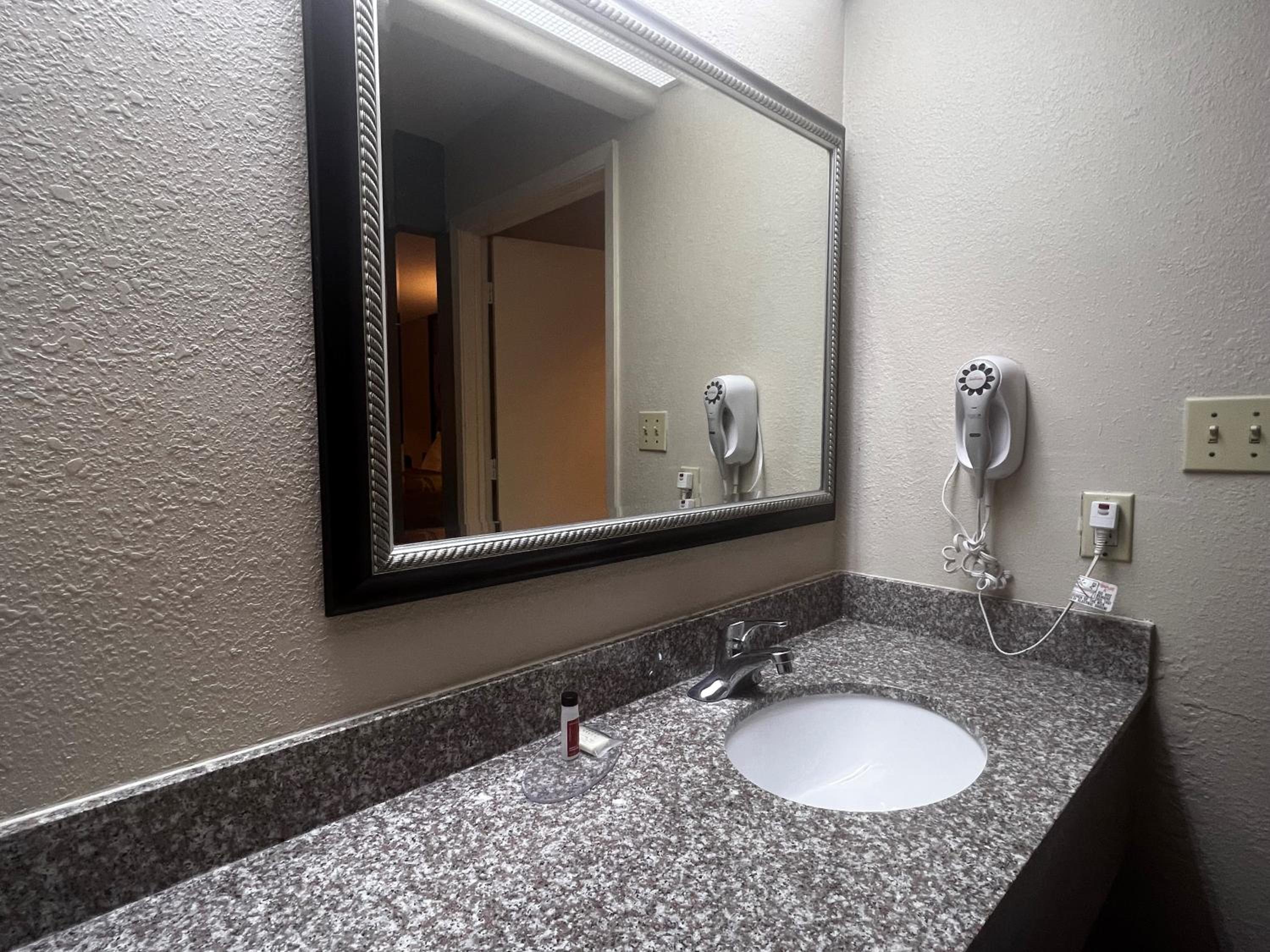 Hotel Baytown/I-10 51/56