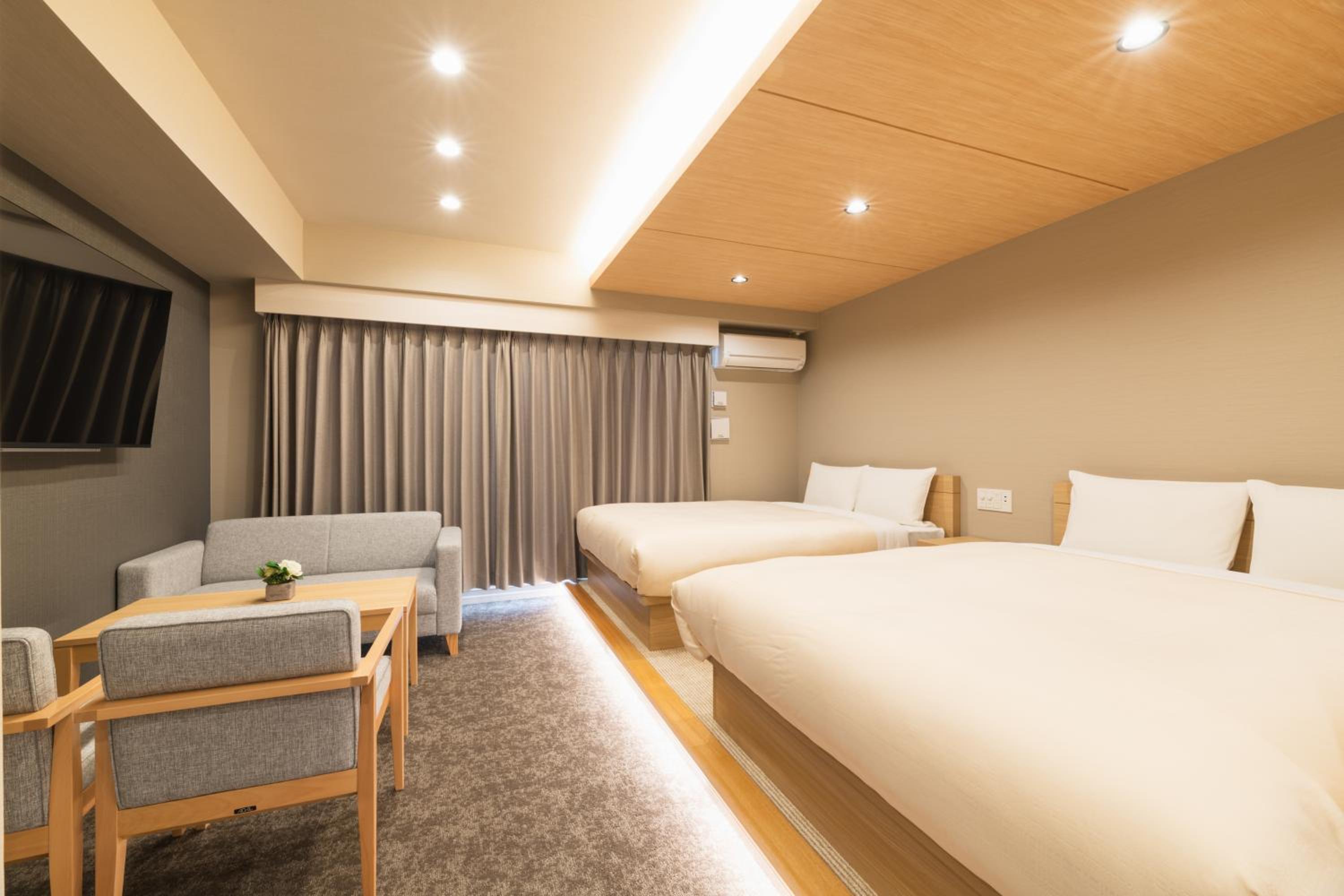 Nest, Deluxe, 2 Double Beds