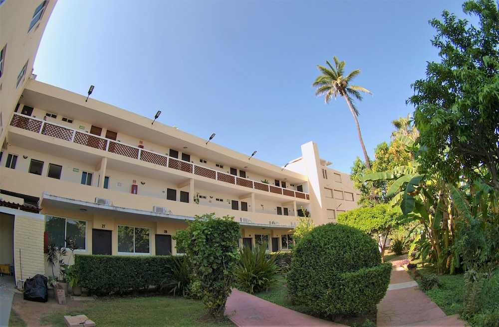 Hotel Las Jacarandas photo5