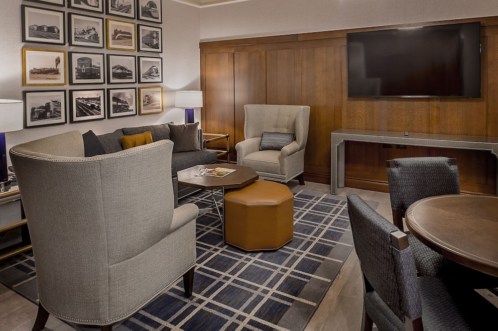 St. Louis Union Station Hotel Curio Collection By Hilton 54/82