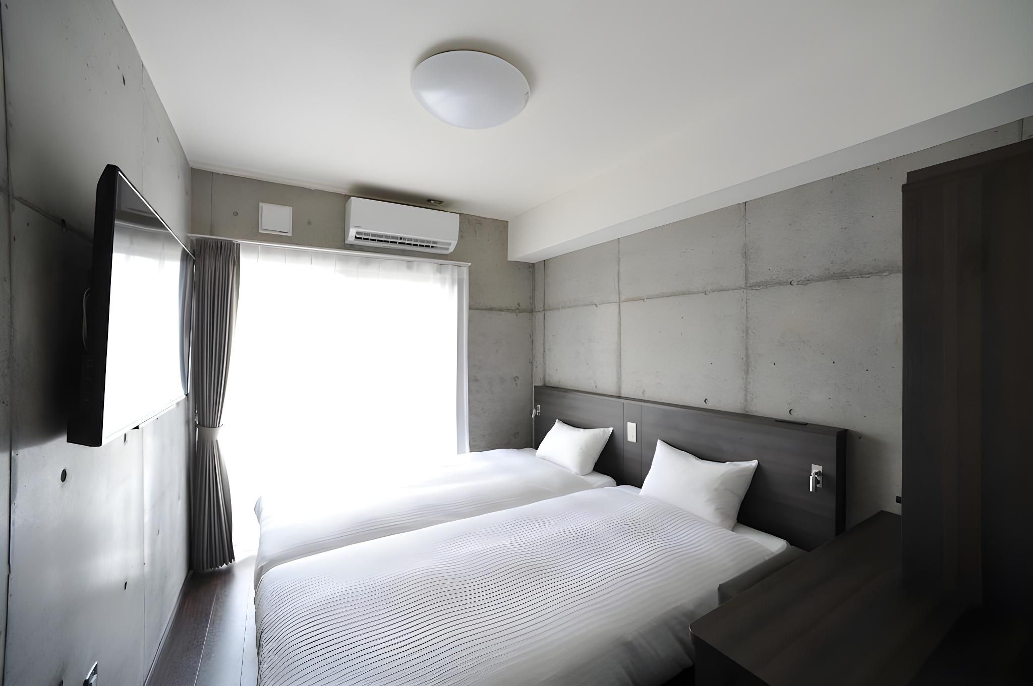 Room, Twin Beds, Annex