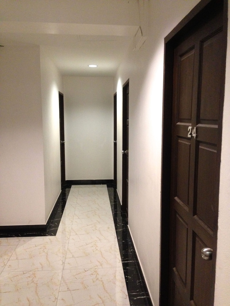 Katesiree House 16/30
