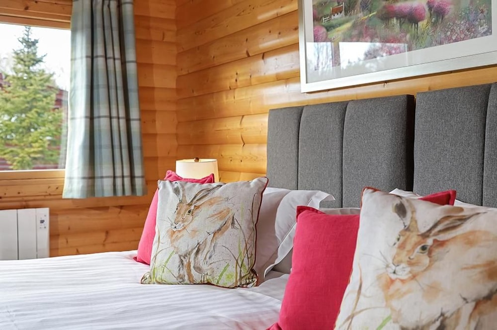 South Winchester Lodges 9/38