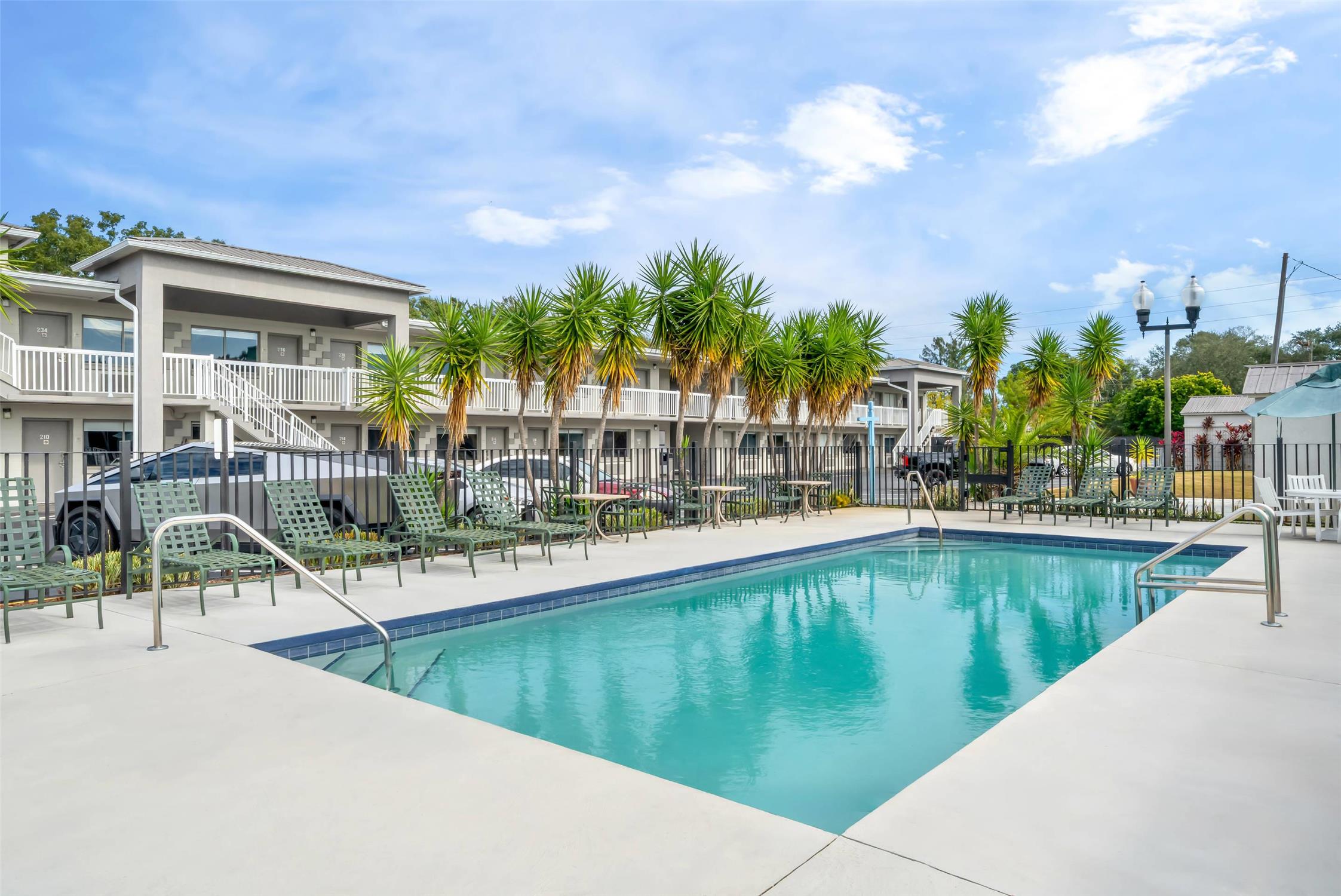 Rodeway Inn Lake Wales - Winter Haven 13/21