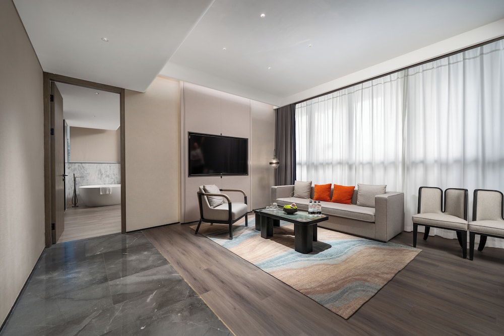 UrCove by HYATT Shenzhen Bay Mixc 39/58