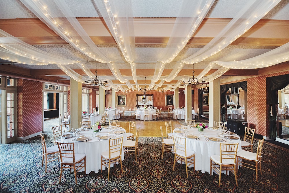 Columbia Gorge Hotel And Spa 43/62