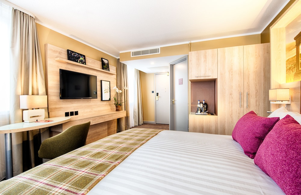 Leonardo Royal Hotel Edinburgh Haymarket 20/45