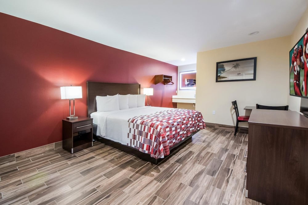 Oceans Edge Hotel, Port Aransas,TX (ex Red Roof Inn Port Aransas) 19/62