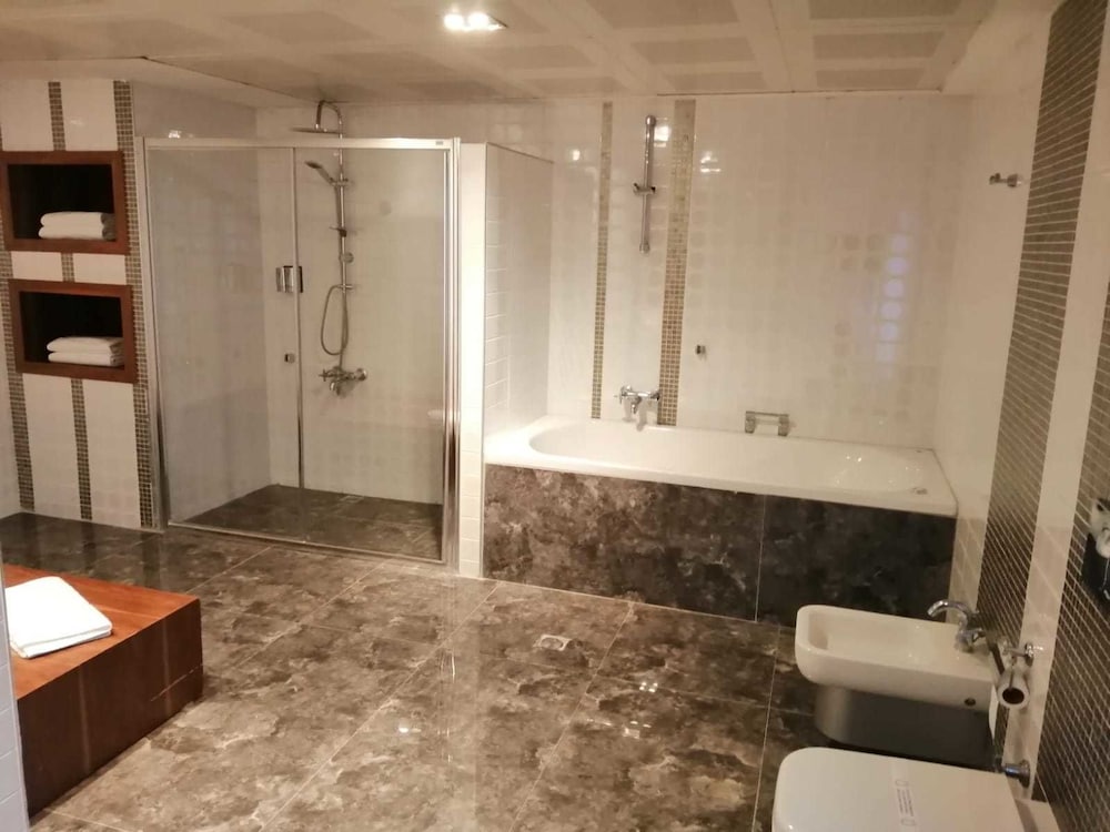 Ferah Suites Hotel 27/28