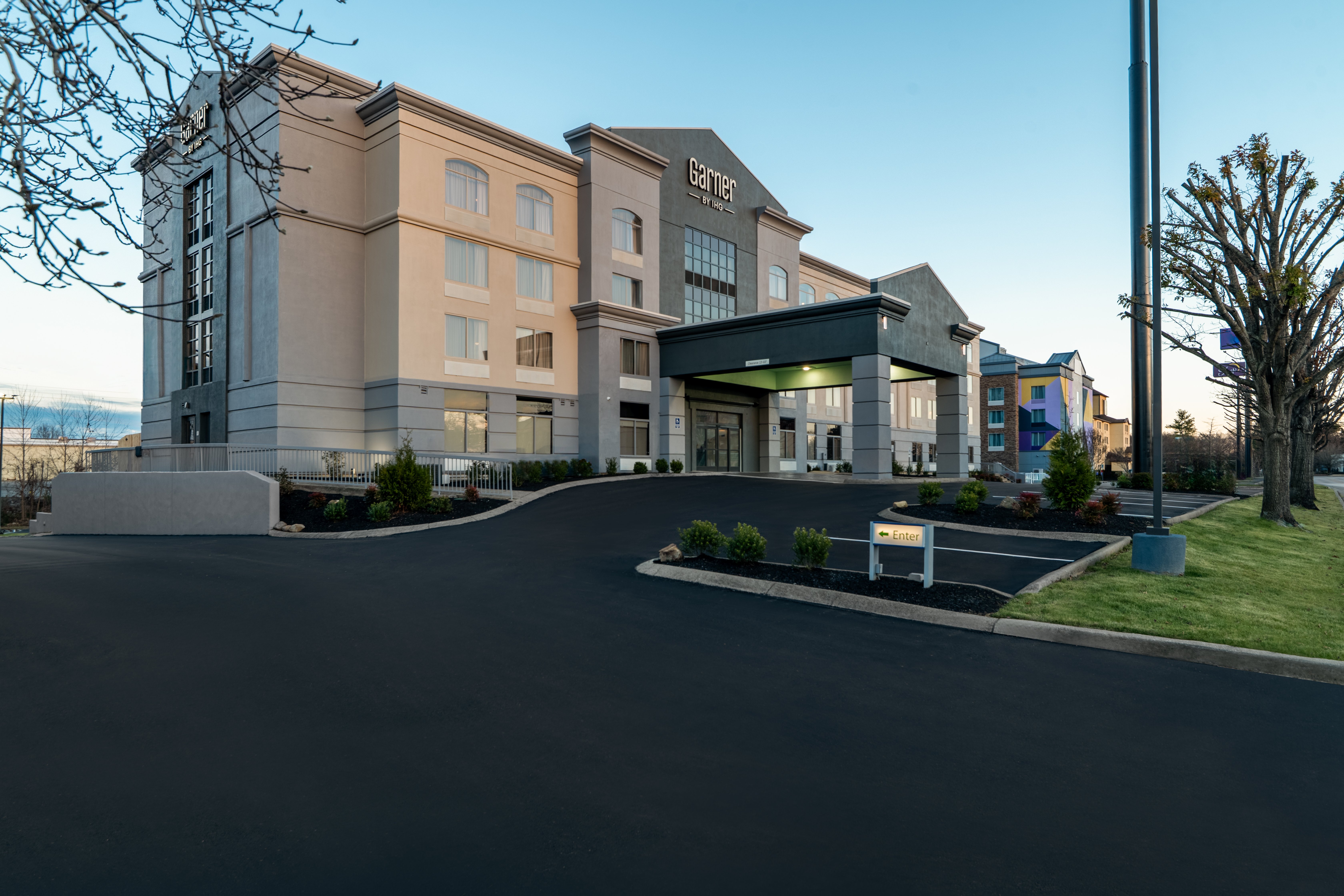 Murfreesboro Central Hotel 2/71